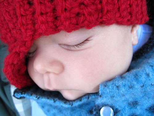 web-nolan-closeup-red-hat web-nolan-closeup-red-hat